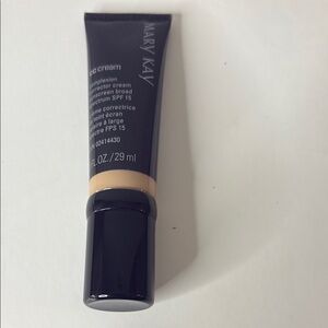 Mary Kay concealer